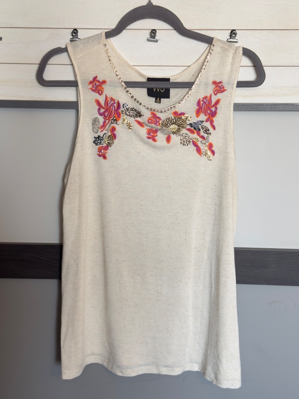 W5 woman’s tunic sleeveless tank top floral beaded embroidered lightweight